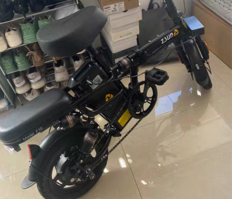 12重减震 智能显示仪表 gps定位防盗 ...