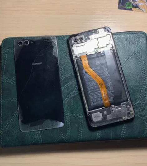 包邮华为nova2s，6+64全网通版，三...