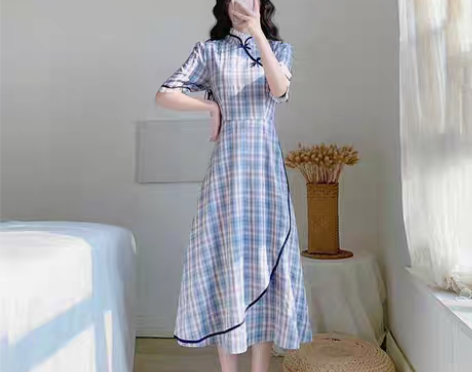 转卖连衣裙2022年短袖年新款减龄洋气显瘦...