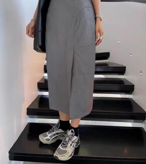 转卖韩国东大门秋季新款高腰显瘦灰色西装裙开...