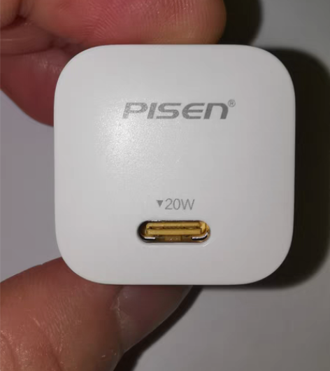 包邮20w快充头24.99包邮 闲置的原装...