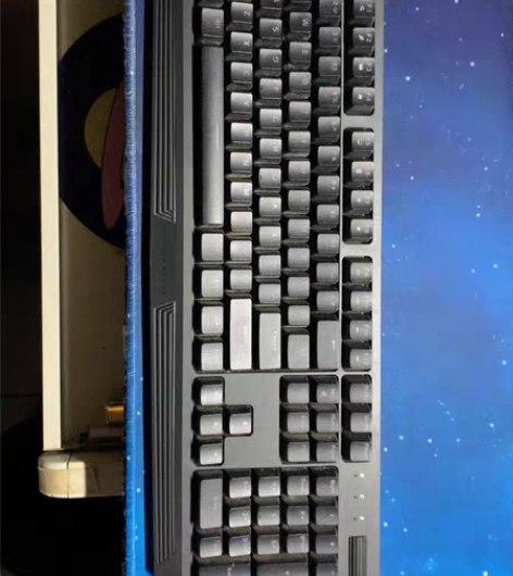 转卖雷神KG8104机械键盘游戏专用104...