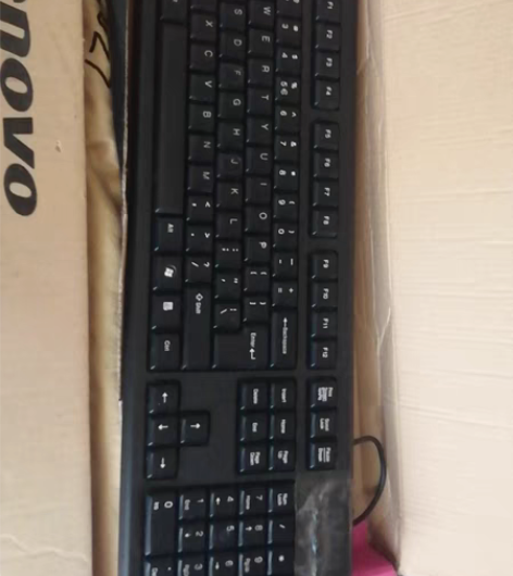 双飞燕键盘 感兴趣的话点“我想要”和我私聊...