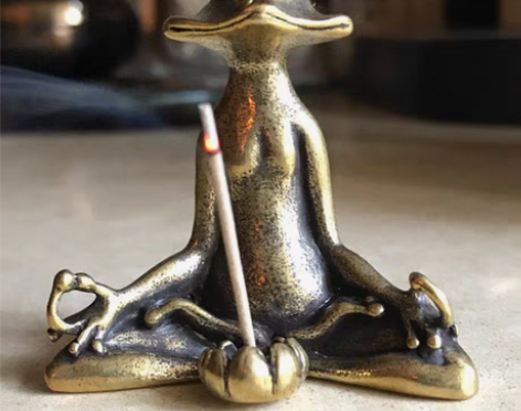 包邮实心纯黄铜坐禅青蛙办公桌面小摆件铜器蛙...