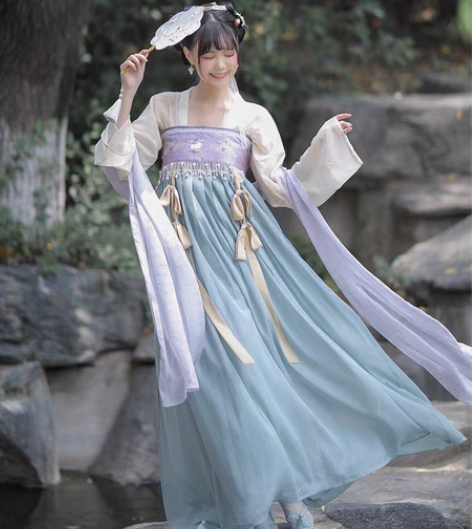 【汉服出租】远山乔-戏梦长安 齐胸襦裙，S...