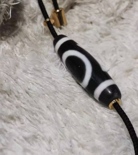 包邮台湾天珠，鼎级7A~~白芯无双极黑白~...