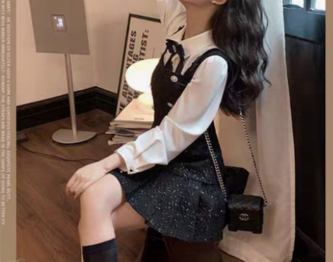 春秋甜美小香风背带裙套装，喜欢的小姐姐滴滴...