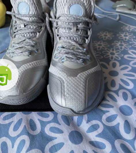 转卖AG2X361度运动鞋男鞋秋季科技篮球...