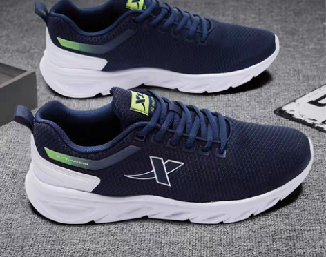 转卖特步男鞋运动鞋2023春季新款男士蓝色...