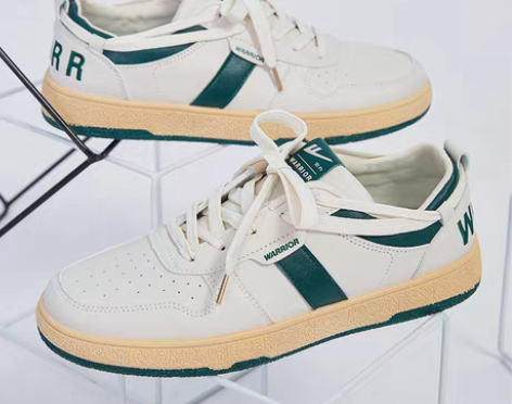 转卖回力板鞋男鞋夏款透气百搭休闲小白鞋 仅...