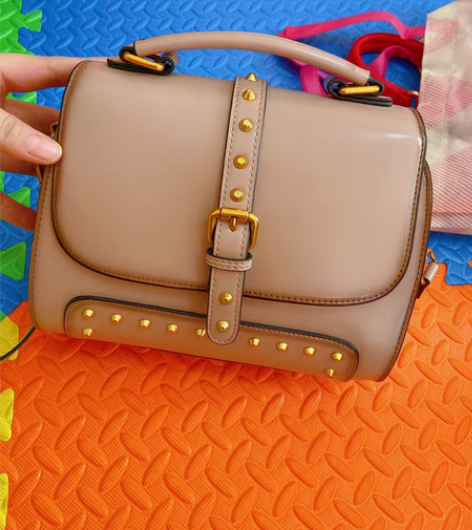 女士包包80包邮 感兴趣的话点“我想要”和...