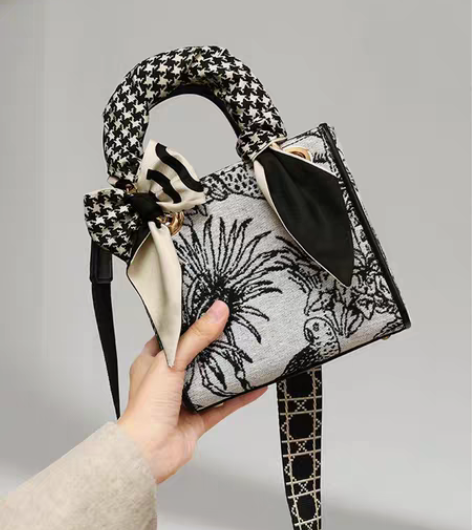 包邮【淘宝】https://m.tb.cn...