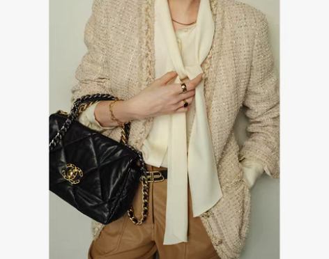 转卖Dimple Hsu 短外套 感兴趣的...