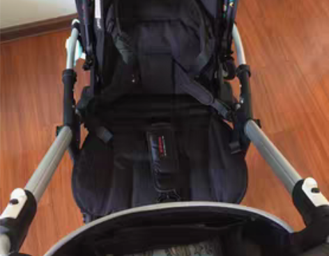 bugaboo bee5限量版推车中的劳斯...