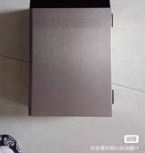 威联通 TS-121带原装电源 测试全好的...