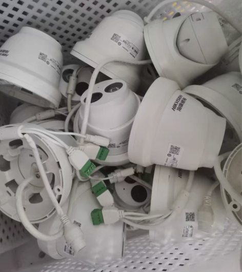 包邮海康威视2325F-IS摄像头200万...