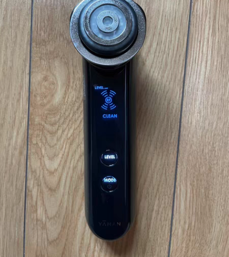 包邮闲置雅萌美容仪，原价的三折出售，几乎全...