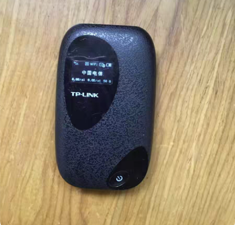 TP随身Wi-Fi，需要插卡的，谁要，联系...