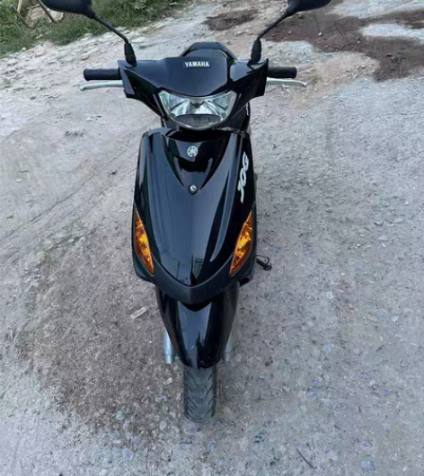 雅马巧格二代，国三黑颜色，操控一流，提速迅...