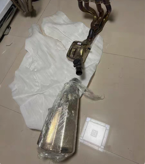 川崎H2，H2C，H2R原厂排气，排气前。...