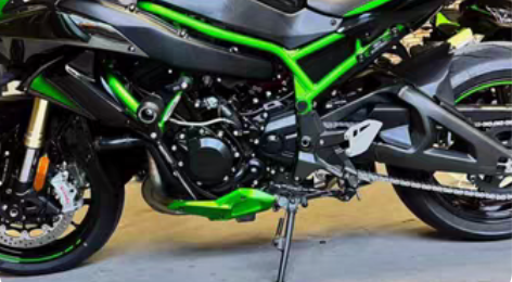 现出一台自用川崎H2街车ZH2 SE版 （...