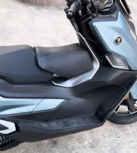 包邮无极SR150GT改装小坐垫 小孩座包...