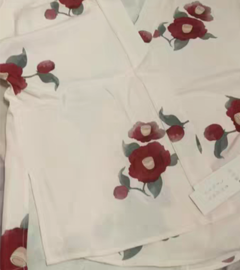 转卖只有裤子了只有裤子了只有裤子了衣服勿扰...