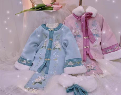 包邮籽汐zx毛衣裙汉服110码蓝色汉服三件...