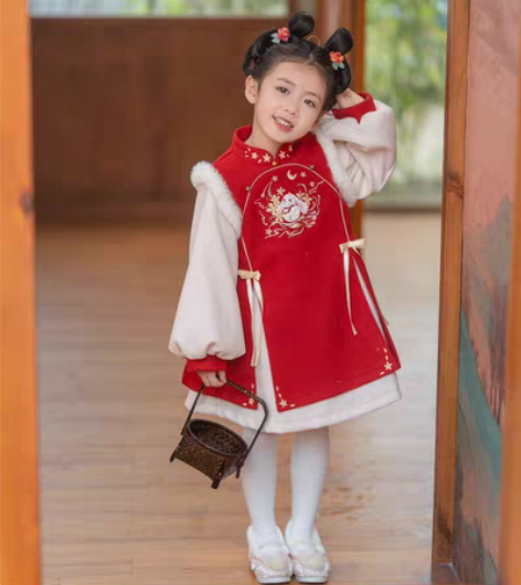 包邮今兮古兮过年服女童冬加绒兔年汉服新年宝...