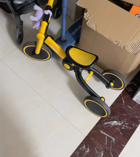 转卖Hape二合一儿童平衡车2岁+宝宝小孩...