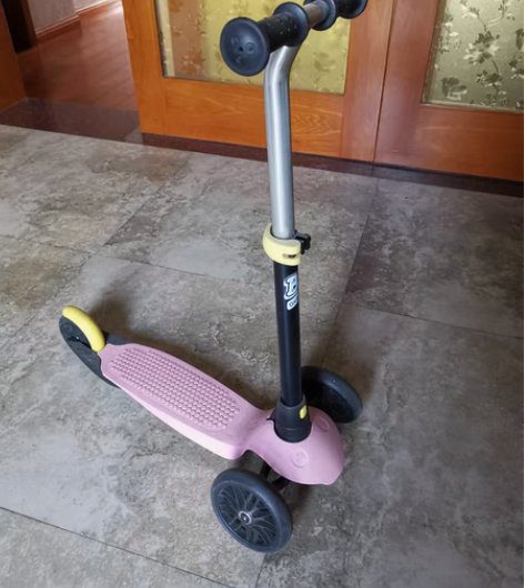 滑板车儿童幼童 1～6岁 闲置二手状态。实...