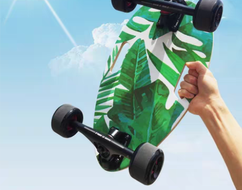 转卖迷你4轮滑板上班代步瓜子小滑板便携四轮...