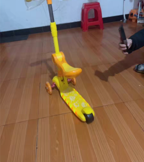 新款儿童滑板车212岁可折叠音乐灯光三四轮...