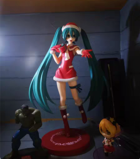 包邮初音未来手办，18年在上海的漫展购买，...