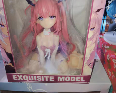 璐璐手办 感兴趣的话点“我想要”和我私聊吧...