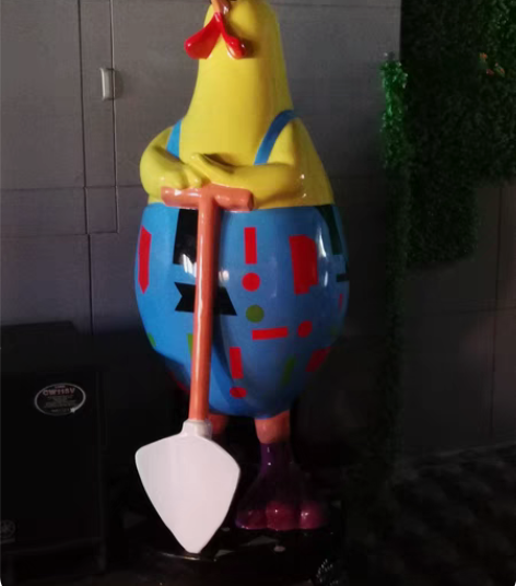 鸡装饰品大概1.5米高左右，燕郊三季自取 ...