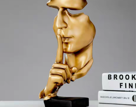 转卖沉默是金客厅电视酒柜装饰品办公室摆件创...