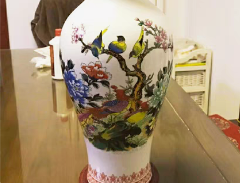 包邮闲置全新大号粉彩瓷器花瓶 图案是：粉彩...