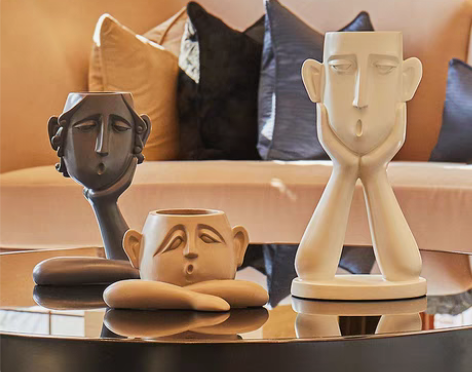 转卖创意现代抽象人物摆件家居北欧红酒架电视...