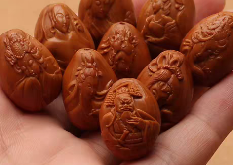 包邮橄榄核手工雕刻【帝王】颜色红润，双面浮...