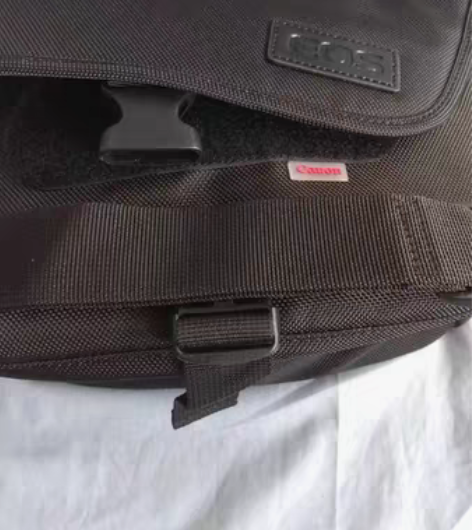 包邮佳能EOS牛津小挎包，可以当摄影包使用...