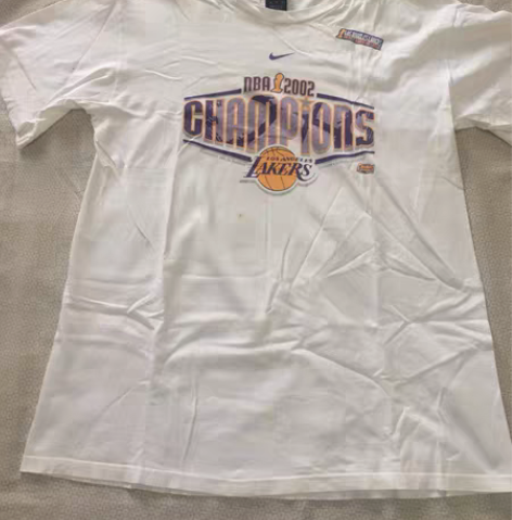 包邮2002年湖人夺冠纪念tee 各种细节...