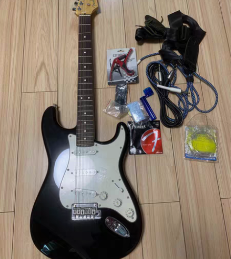 自有电吉他血泪出售: 九五成新fender...