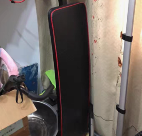 仰卧起坐  健身器材  如图 身体已经非常...