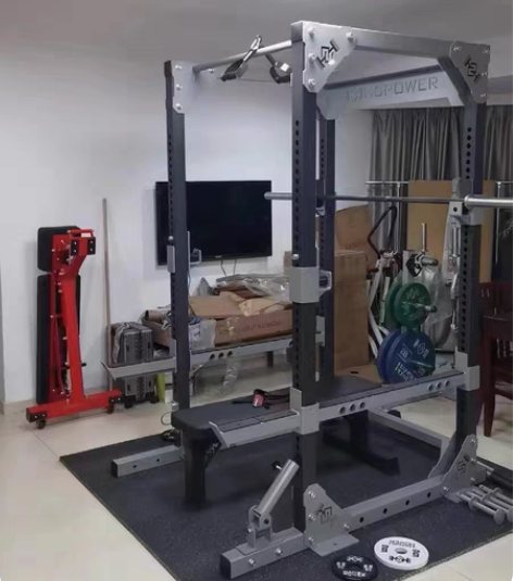 全新悍苏全框深蹲架 有几台优惠处理￥350...