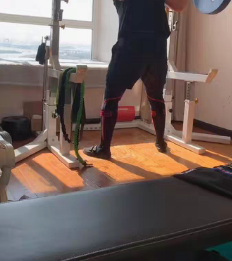 悍苏体育赛级深蹲架卧推架,没时间练在家闲置...