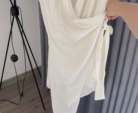 真丝罩衫 腰带可收腰 设计款无标￥493人...