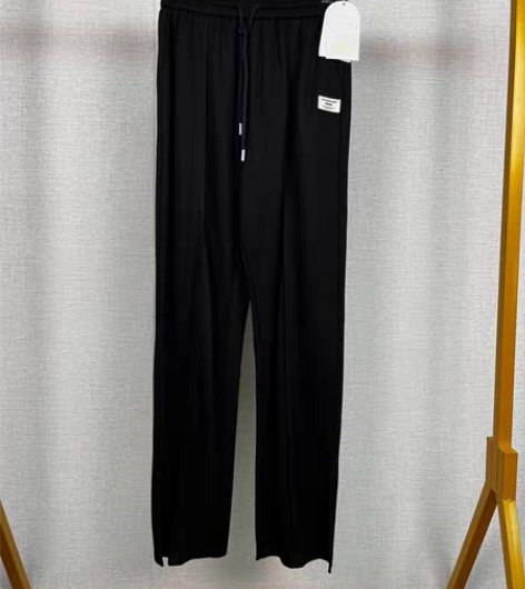 包邮专柜撤柜,全新带吊牌,便宜出,不退换,...