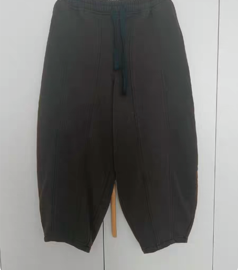 包邮棉炒色卫裤南瓜裤女 腰围70-90 臀...