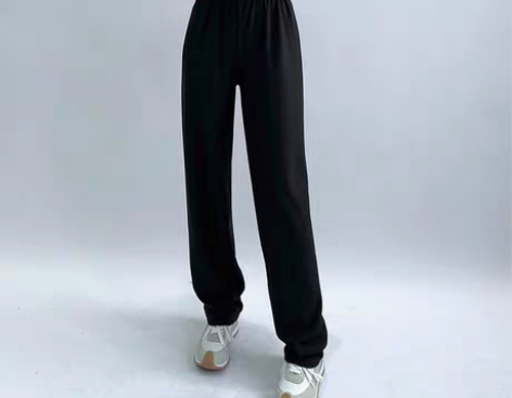 转卖2022新款高腰白色运动卫裤宽松直筒休...